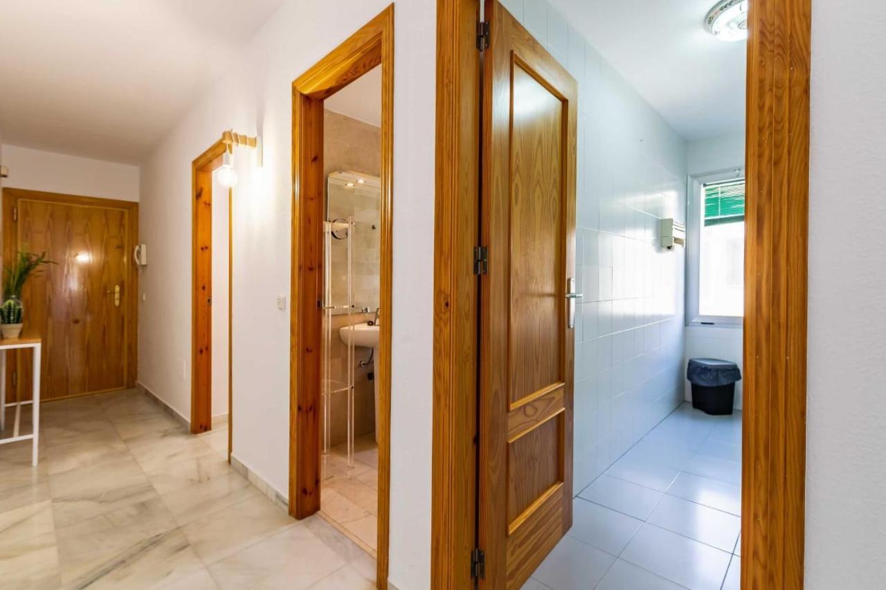 Fuengirola Los Boliches Paseo Maritimo Rey De Espana Esquina Lope De Vega 1 Dormitorio Mas Sofa Cama Salon Mas Cama Supletoria Bagian luar foto